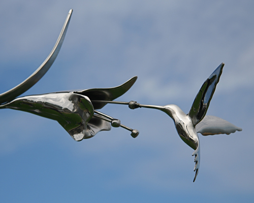 Image of Kiss Kinetic Sculpture by Amos Robinson