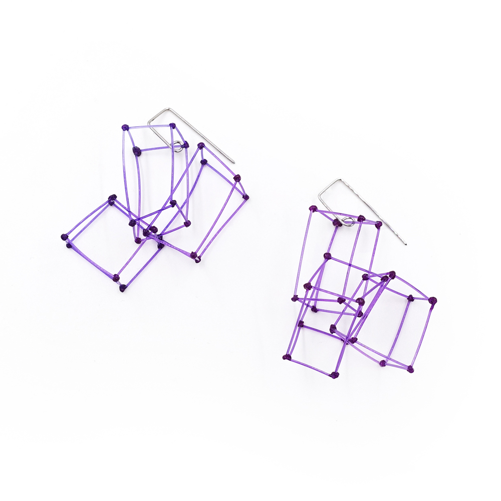 Ear Pendant Cube - Purple by Floor%20Mommersteeg