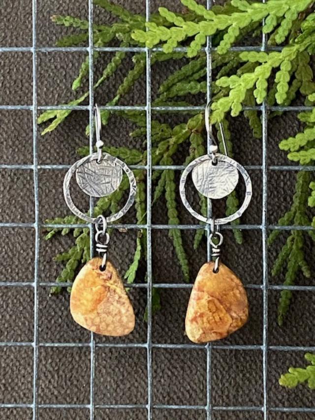 Image of Circle Stick SS Spiny Oyster Bead Earrings by Michelle Zjala Winter