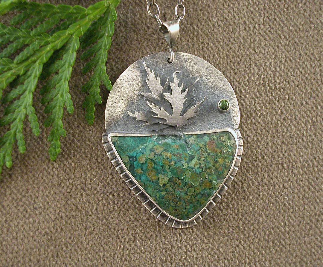 Leaf Pendant Necklace in Sterling Silver and Moss Drusy