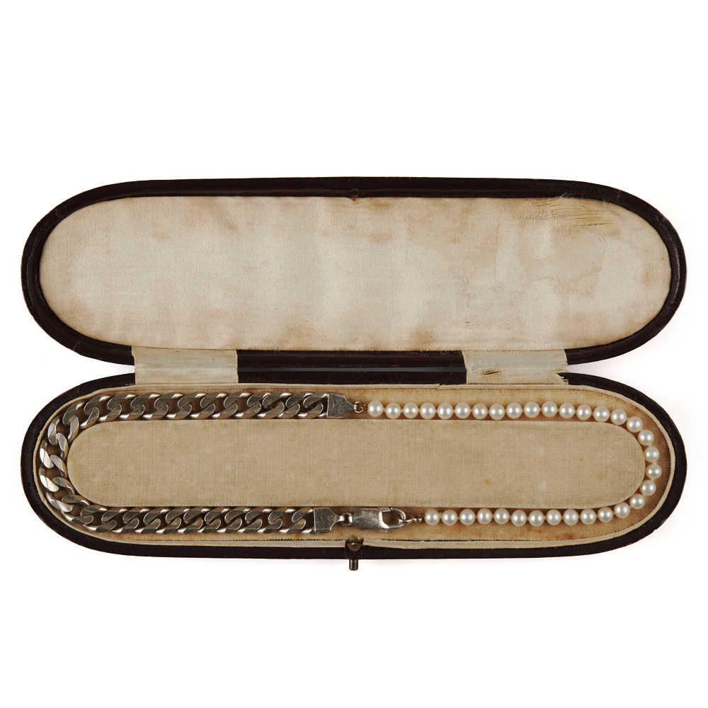 Pre-owned Pearl Case by Maria Militsi