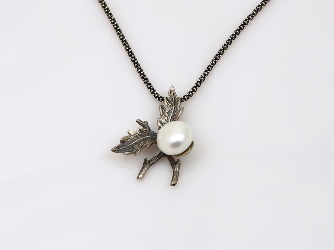 Image of Sterling/Pearl on Silver Leaf Necklace by Barbara Rand