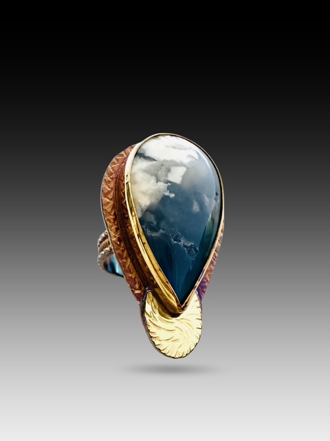 Image of The ring, size 7 by Julie Shaw