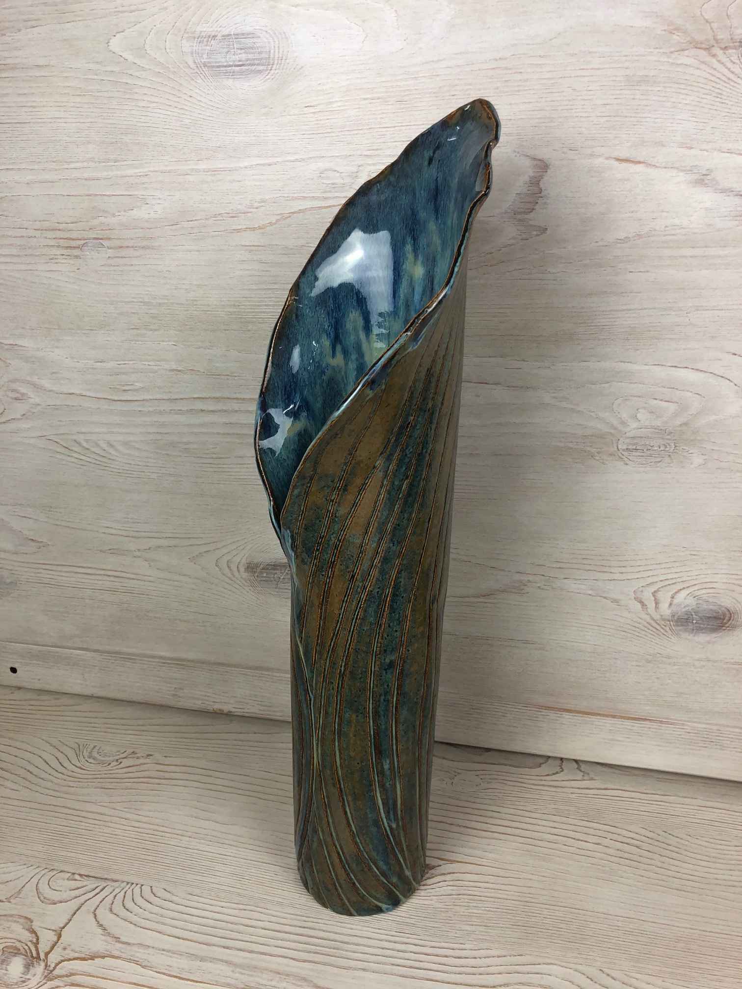 Blue/Green Leaf Vase