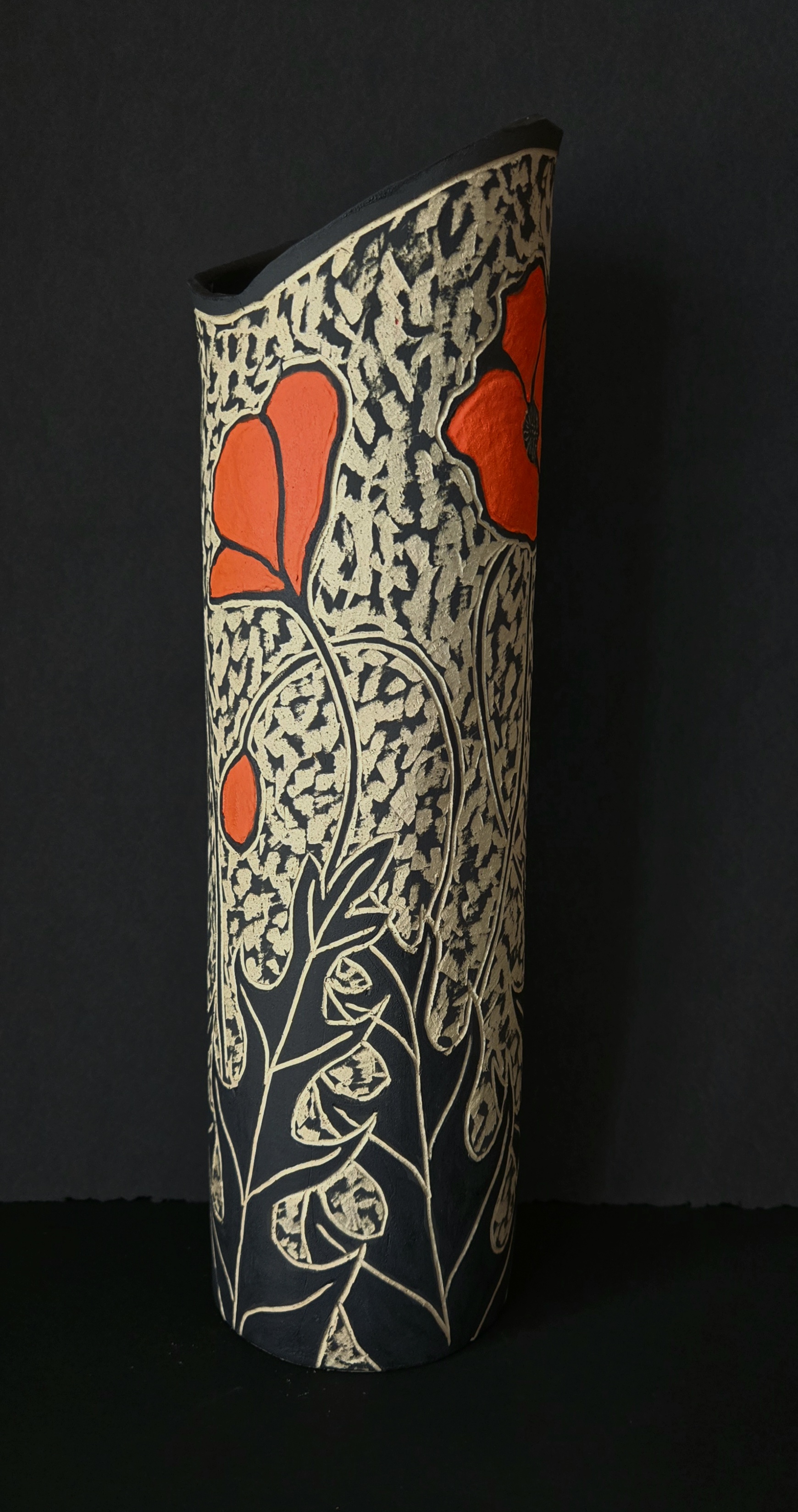 Image of Orange Poppy Vase by Thomas Skupniewitz