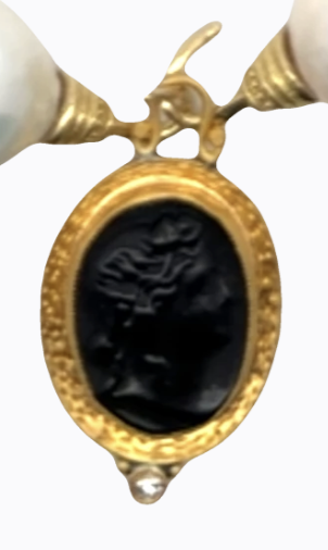 Image of 24 Karat Gold and Venetian Glass Intaglio Centerpiece, Dianna Motif by Marcia McDonough