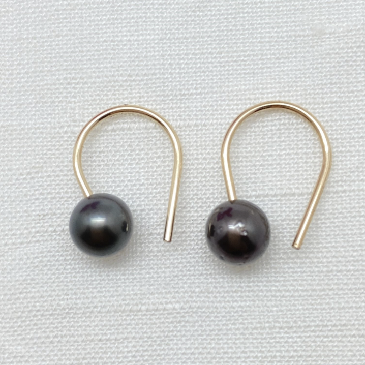 Image of Tiny Tahitian Pearl Horseshoe Earrings by  Maui Mari
