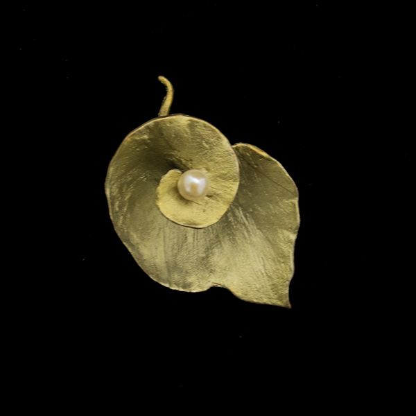 Spiral Geranium Brooch