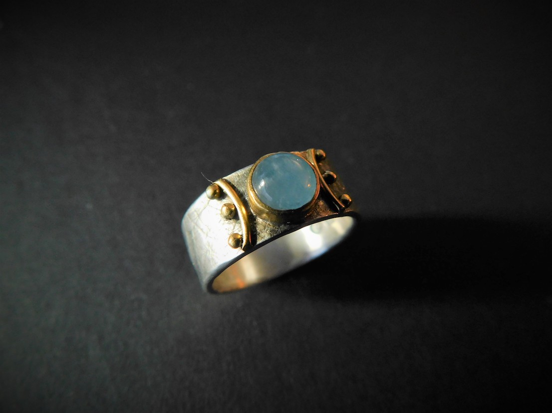 Classic Aquamarine Ring Small Sterling Silver, 22k Gold, Aquamarine 6mm round,8mm wide, Size 7 1/2 (2185)