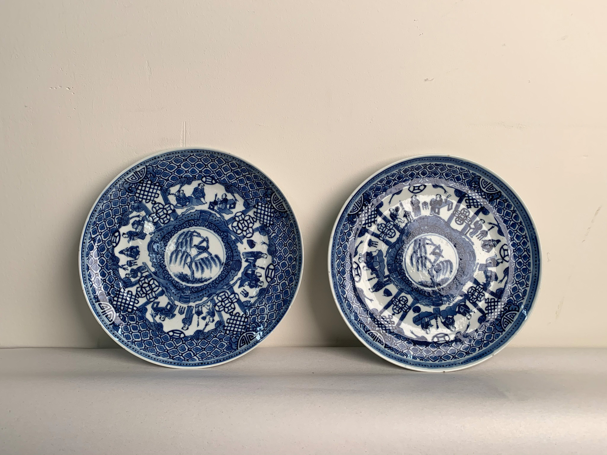 CHINESE BLUE AND WHITE PORCELAIN PLATE - Glenn Richards / Honeychurch ...