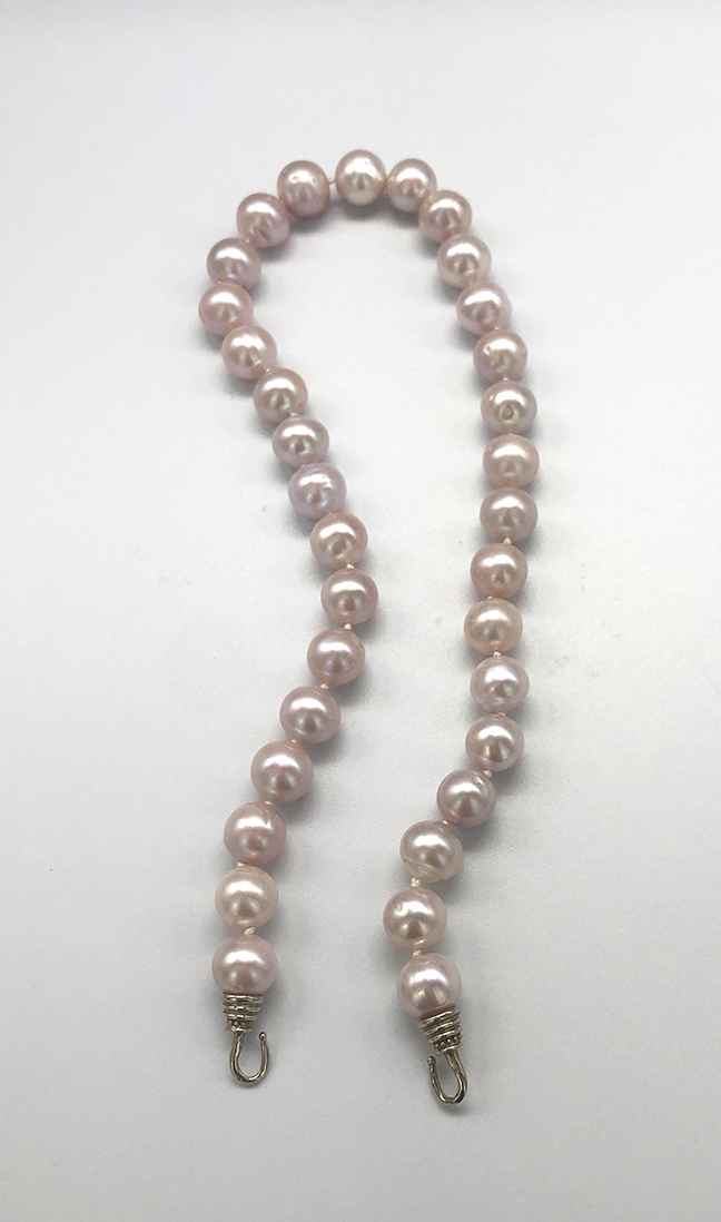 MAB 21-0113 Freshwater Akoya Pearls on 14k White Gold Hooks