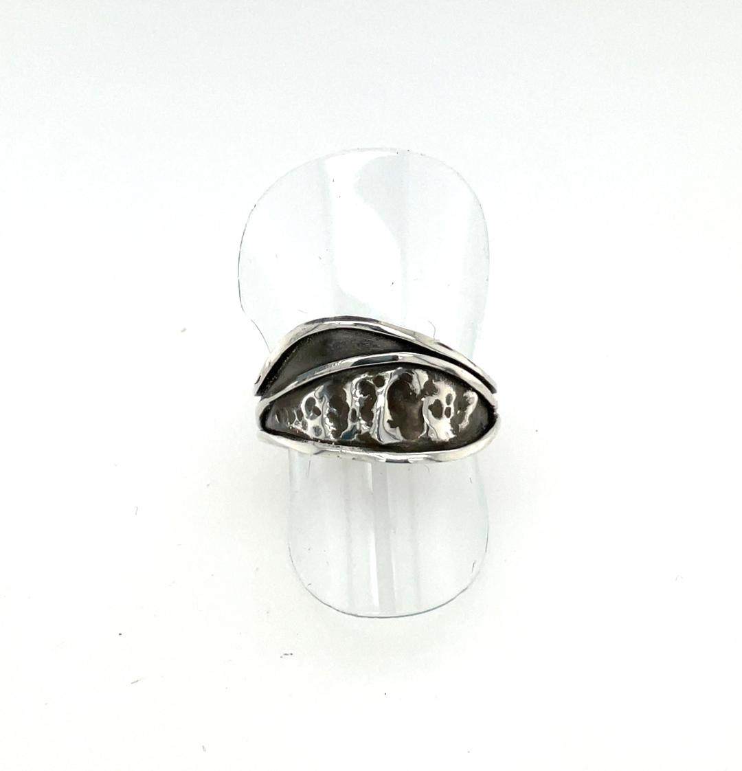 Image of Split Crinkle Sterling Ring by Sue Sachs