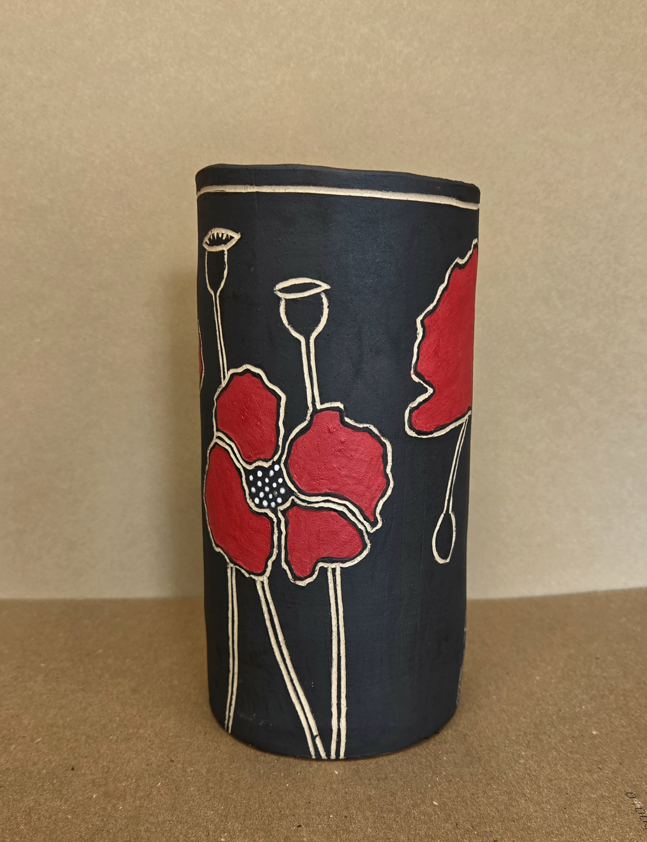 Image of Poppy on Black by Thomas Skupniewitz