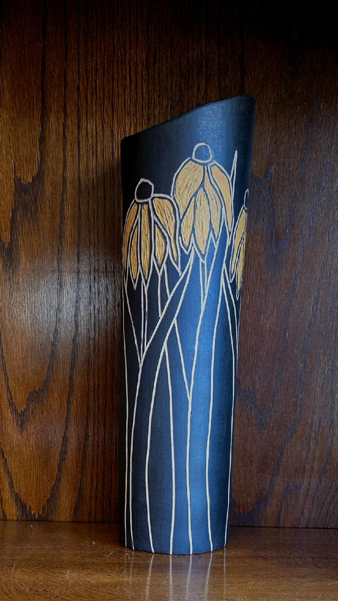 Image of Coneflower Vase by Thomas Skupniewitz