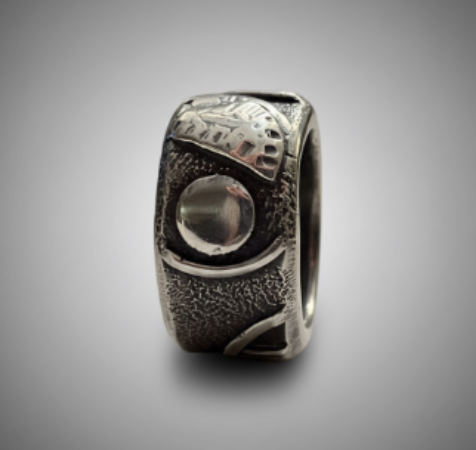 Image of Graphic Detailed Sterling Band, Size 7 by Pam Sable