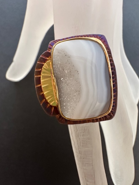 Image 2 for 5 Sterling Silver, Fine Silver Bezel, 22k Gold, and Quartz Druzy in Agate Ring - Size 7.25
