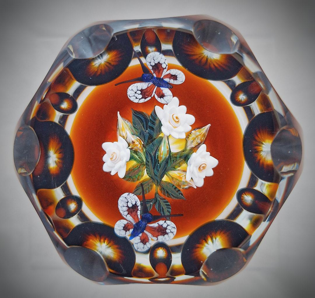 Image of White Roses on Amber by William Manson