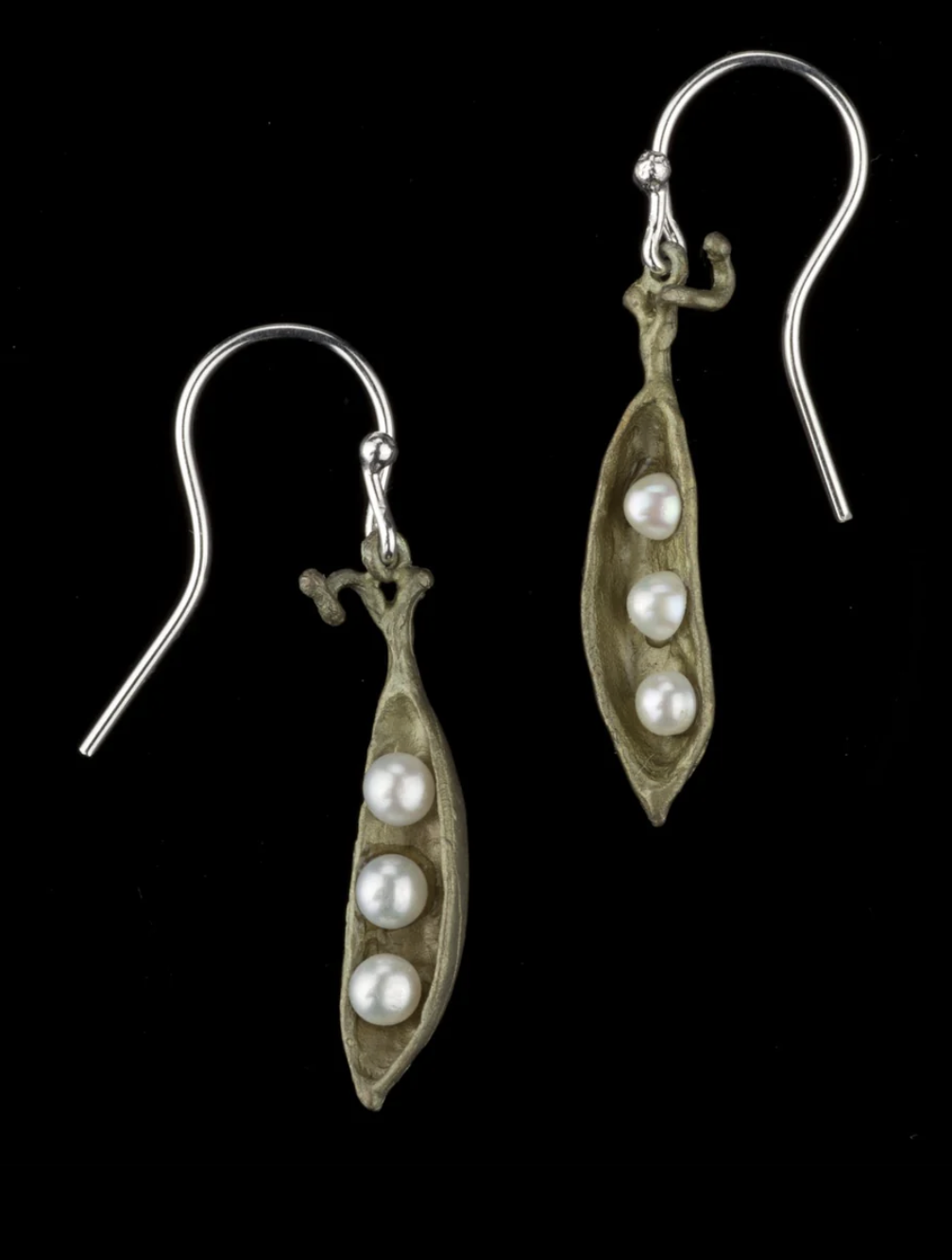 Image of Pea Pod Petite 3 Pearl Drop Wire Earring by Michael Michaud