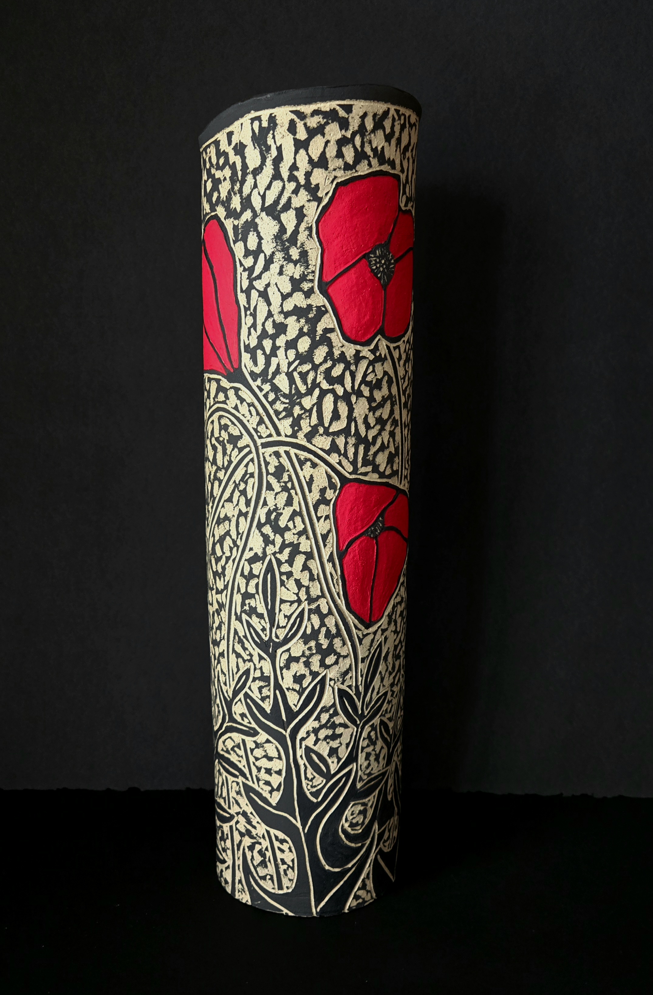 Image of Red Poppy Vase by Thomas Skupniewitz