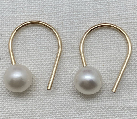 Image of Tiny Freshwater Pearl Horseshoe Earrings by  Maui Mari