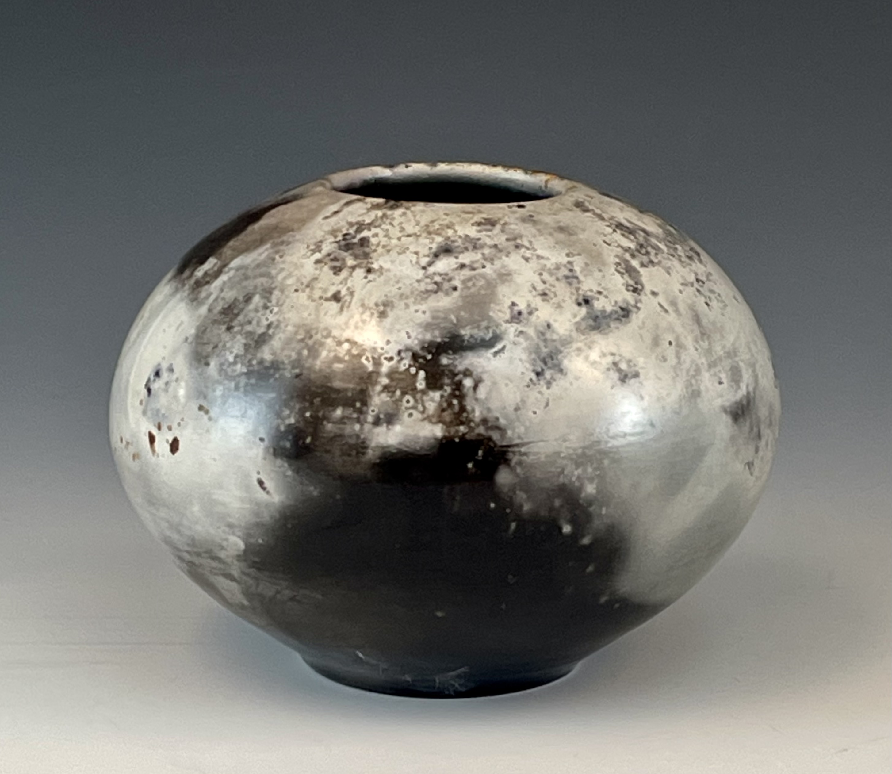 Image of Jar Form 8 by Alex Mandli