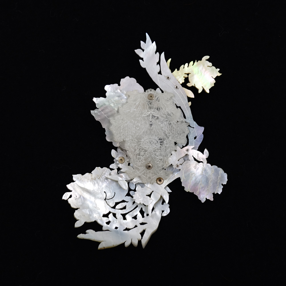 BAROQUE Pimpernel  Flower by Takashi Kojima