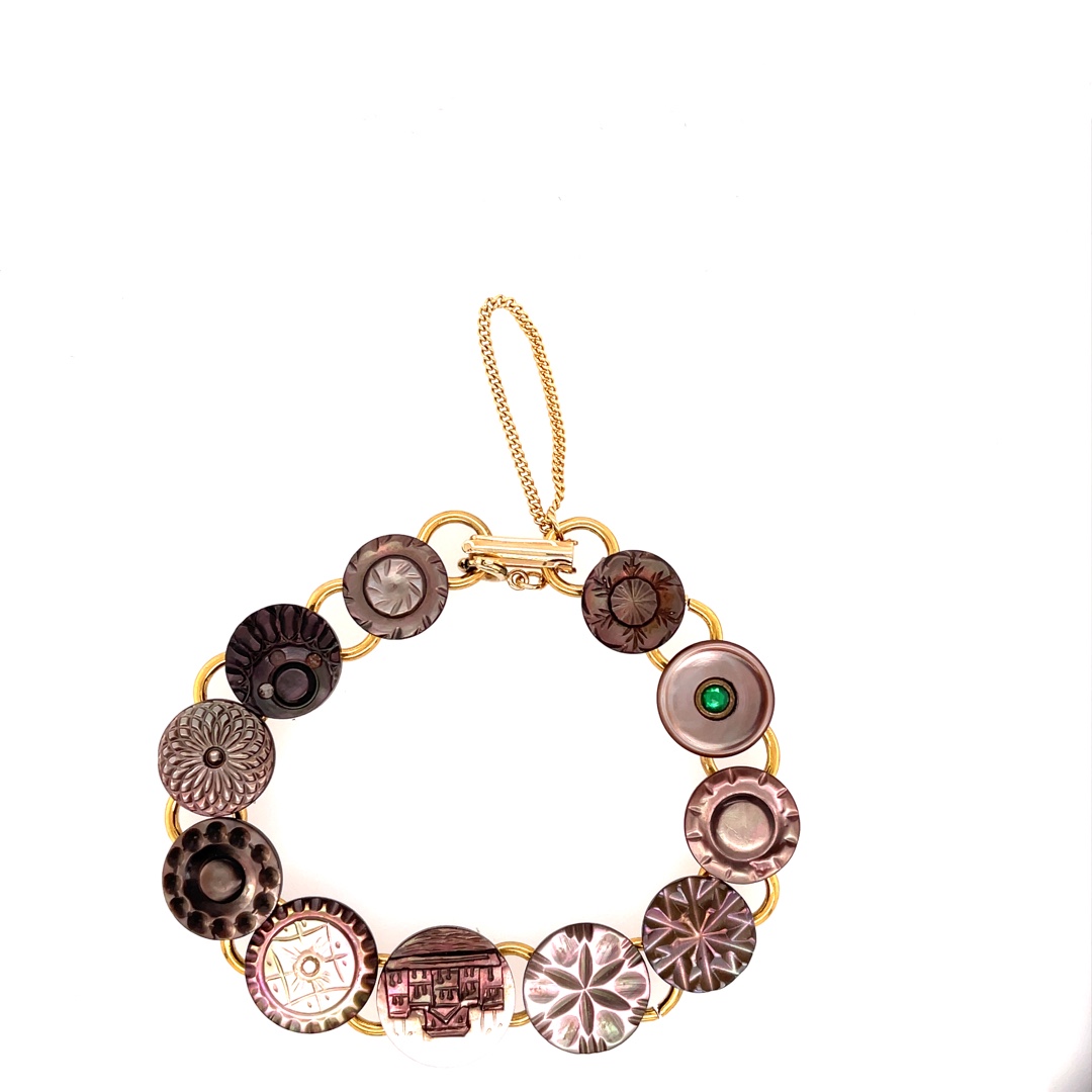 Carved Vegetable-dyed Mother of Pearl Buttons Bracelet, ca. 1870, Taupes