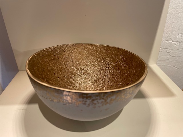 Song Bowl (Bronze/White)